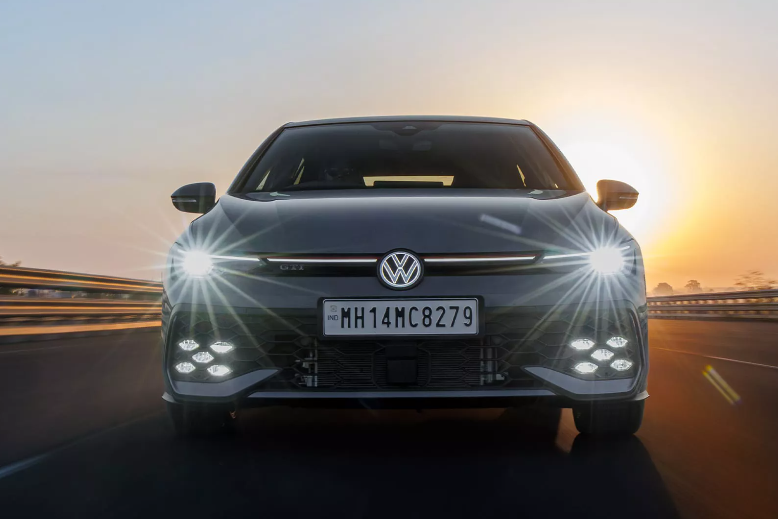 VW-Golf-gti-2