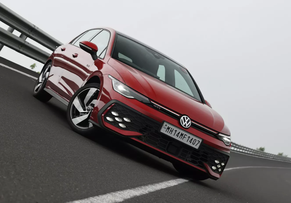 VW Golf GTI red
